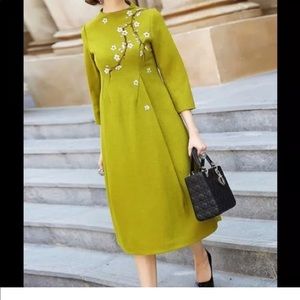 NWT Long Sleeve Green Wool Midi Dress Floral S